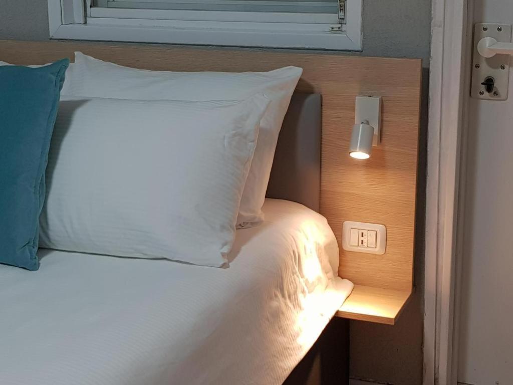 Airport Guest House Or Yehuda Dış mekan fotoğraf