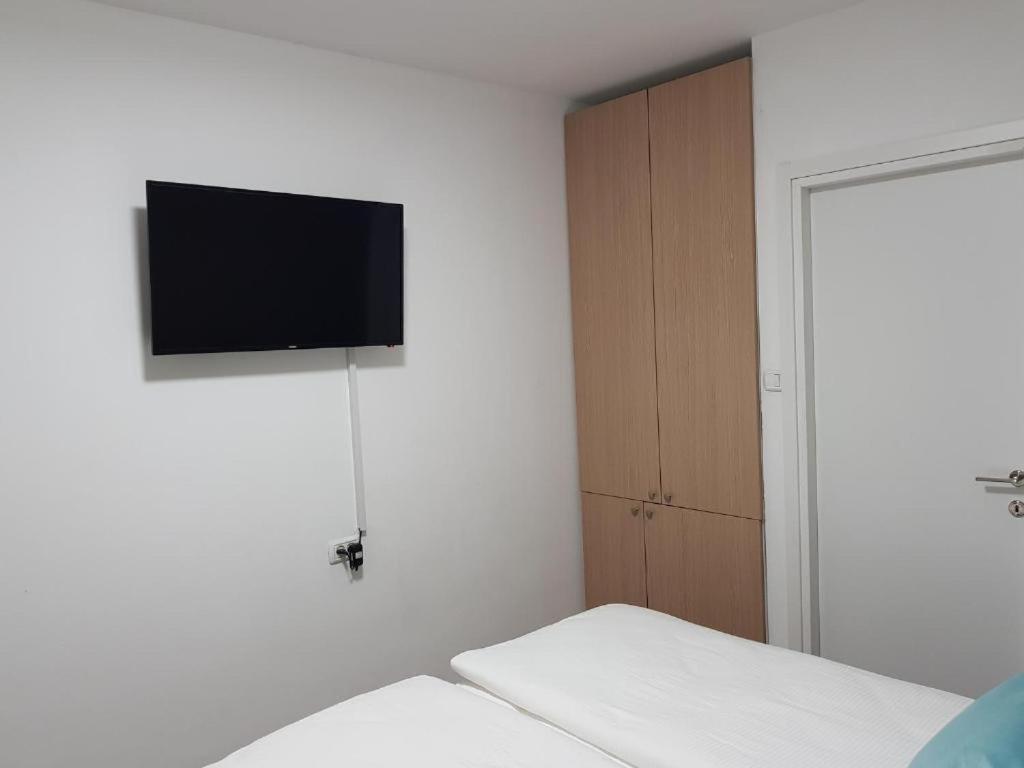 Airport Guest House Or Yehuda Dış mekan fotoğraf